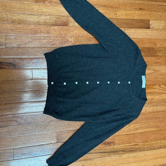 Vintage Women's gray Cashmere button up cardigan sweater size petite small - Picture 3 of 8